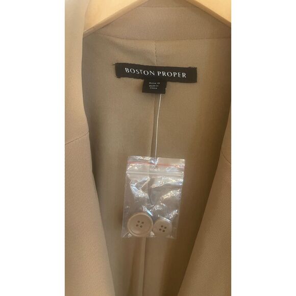 Boston Proper The Beyond Travel Classic Boyfriend Blazer Tan Size 6 NEW - Picture 4 of 4